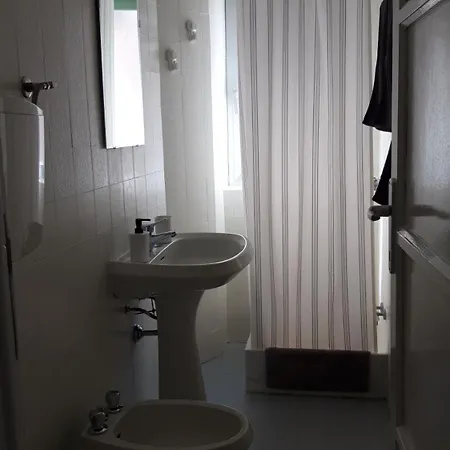 Il Minimalismo Apartment *